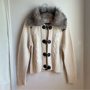 Cardigan Sweater Faux Fur Collar Leather Toggle Buttons-size L